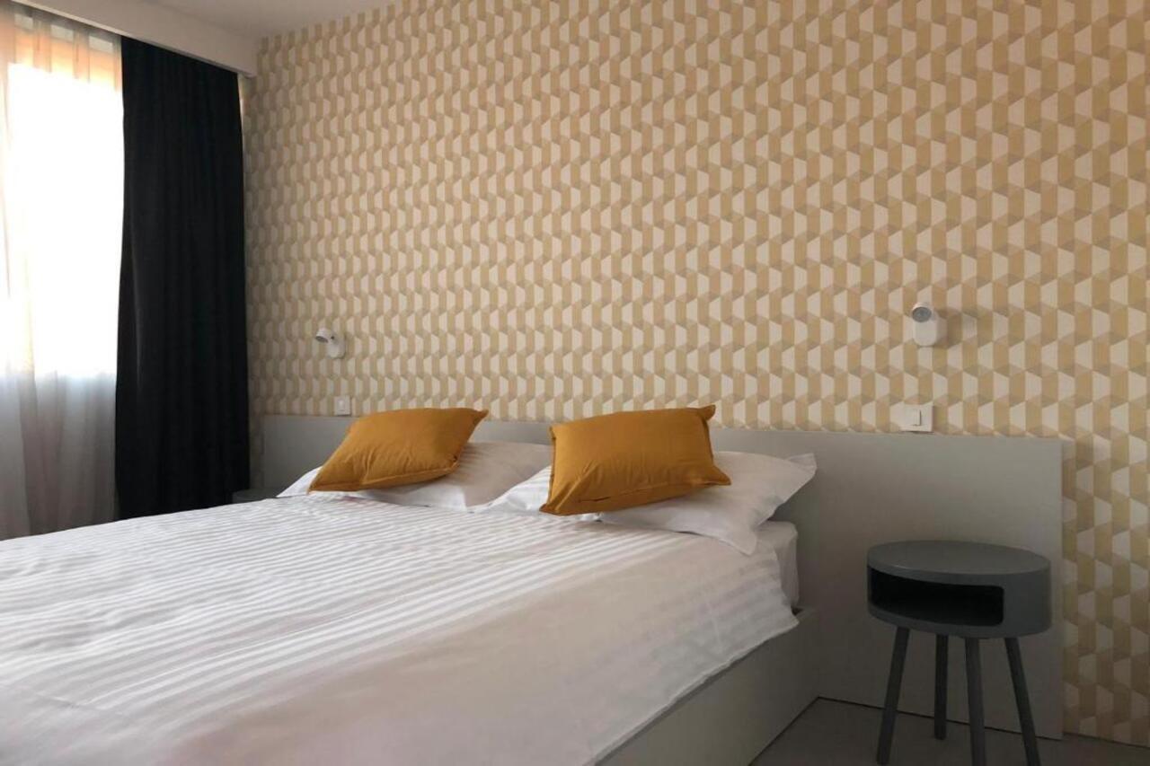 Hotel Cubis เลนดาวา ภายนอก รูปภาพ
