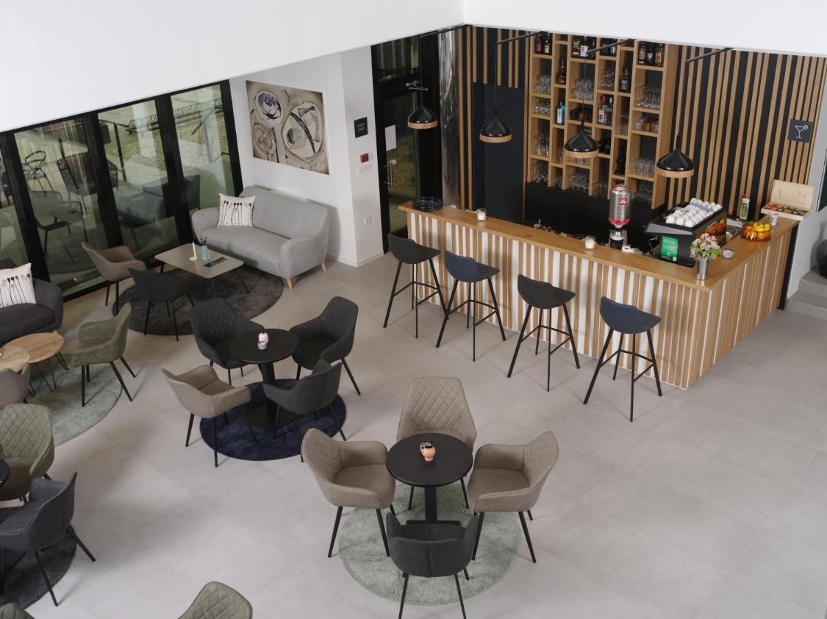 Hotel Cubis เลนดาวา ภายนอก รูปภาพ